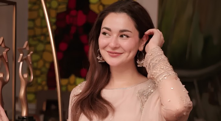 সঙ্গীতাঙ্গনে পা রাখলেন হানিয়া হানিয়া আমির